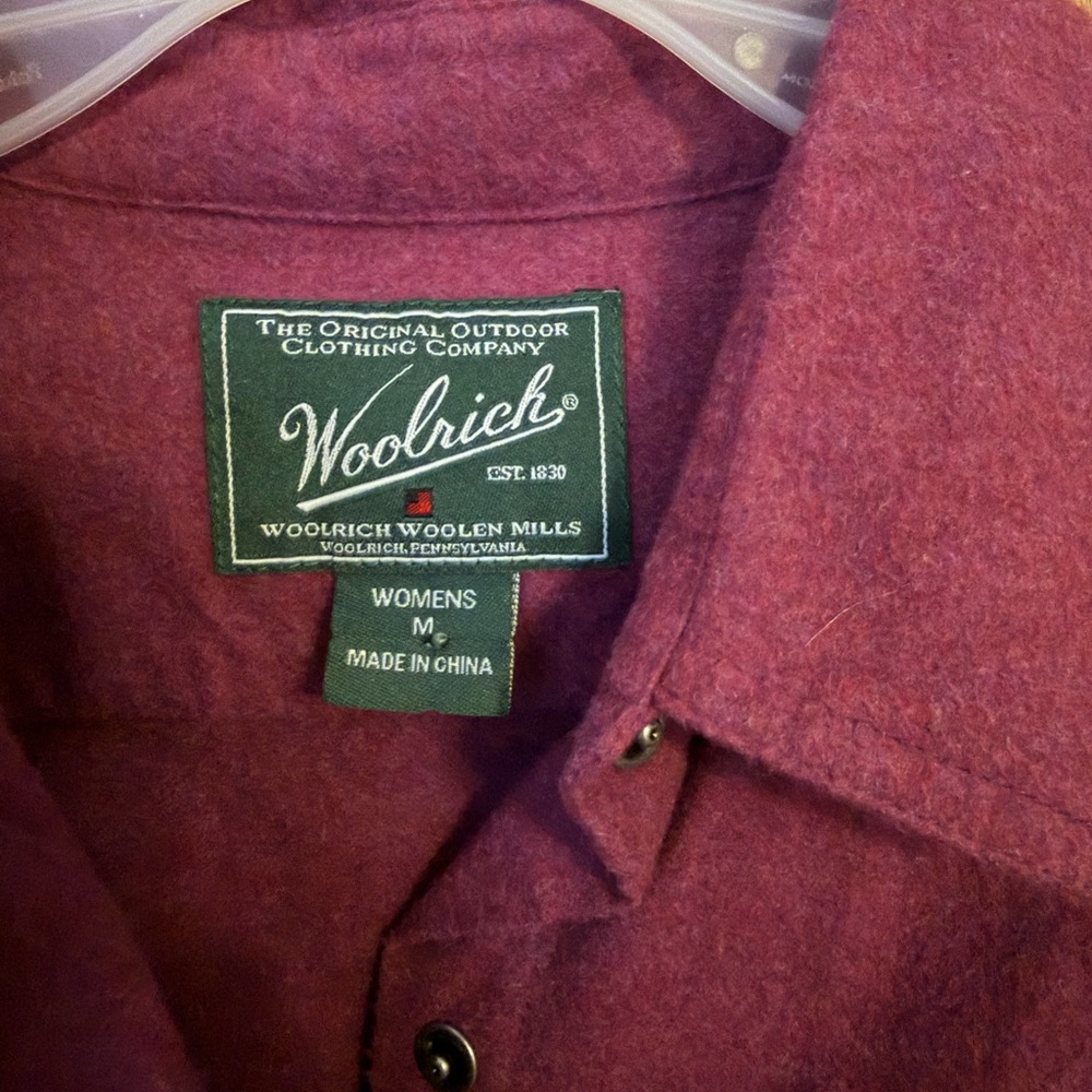 Woolrich women’s 100% Cotton Button-Up Shirt - Mulberry - Picture 2 of 7